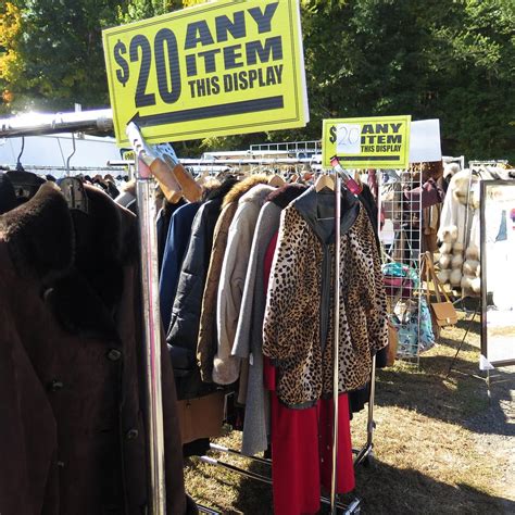 Elephant's trunk flea market in new milford connecticut - Admission is $2 per person with children under 10 entering for free between 7 a.m. to 2 p.m. Early bird buyers can purchase access to the marketplace at 5:45 a.m. for $20 and 4:45 a.m. for $40. Get all of the details by visiting the flea market website or Facebook page. Address: 490 Danbury Road, New Milford, CT 06776.